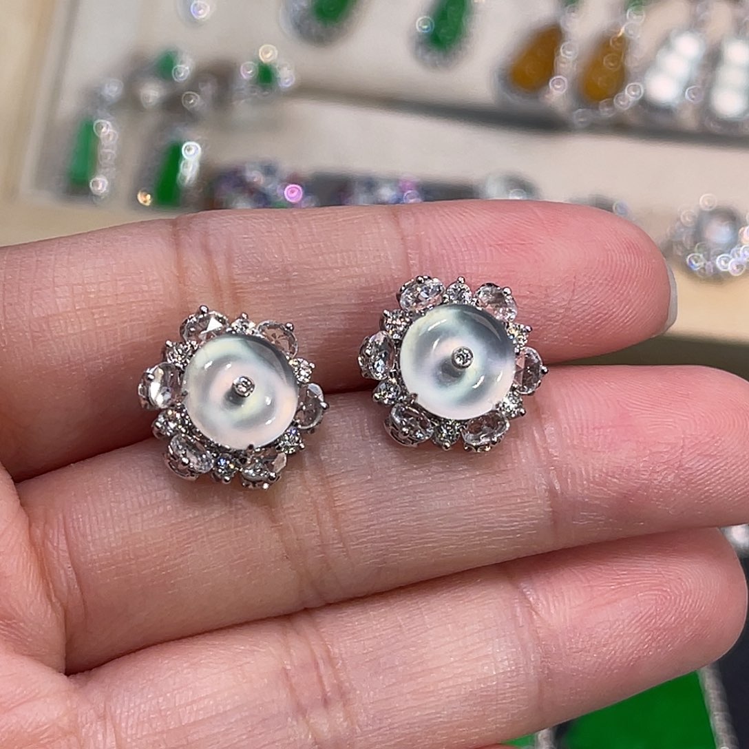 翡翠18K金镶嵌耳饰玻璃种平安扣