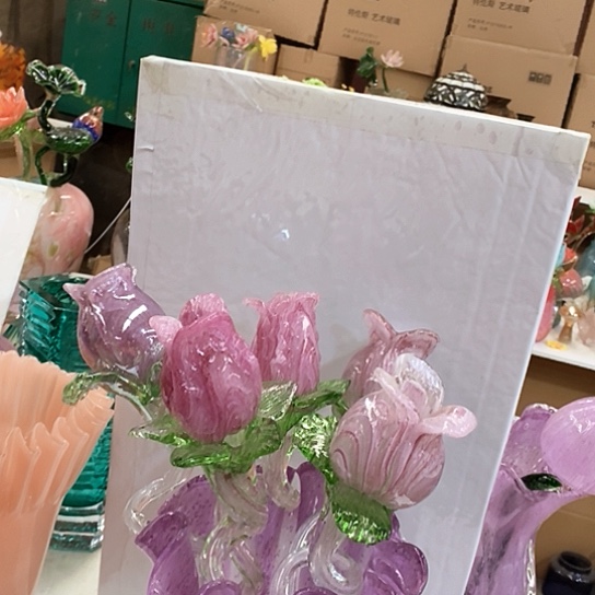 琉璃花瓶高45厘米宽9厘米