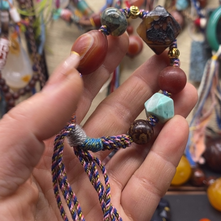 玛瑙/玉髓颈饰未镶嵌