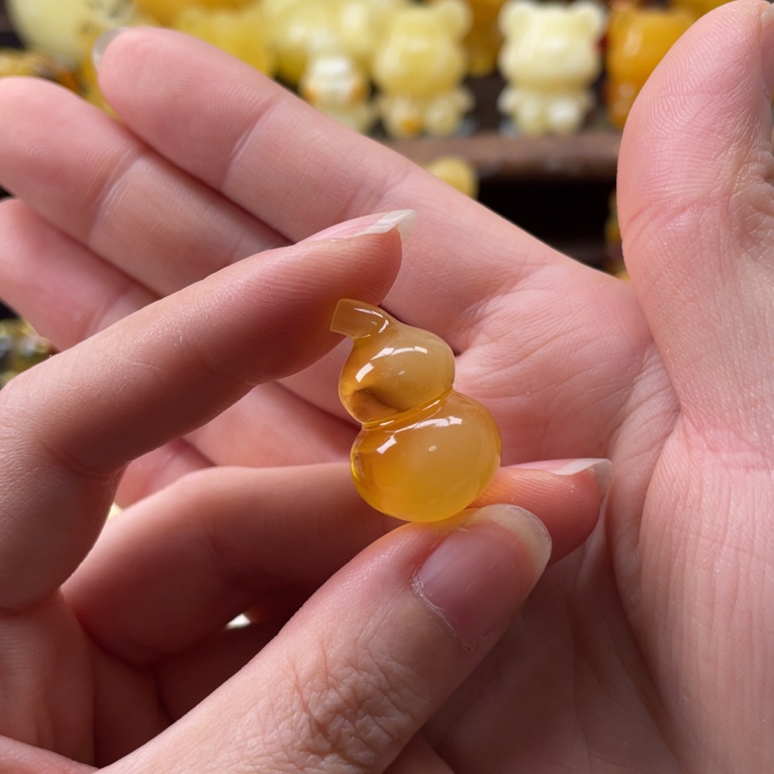 琥珀珠宝奇石未镶嵌?****?