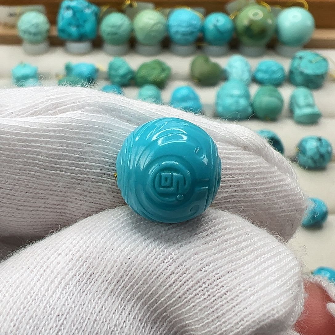 绿松石配饰未镶嵌