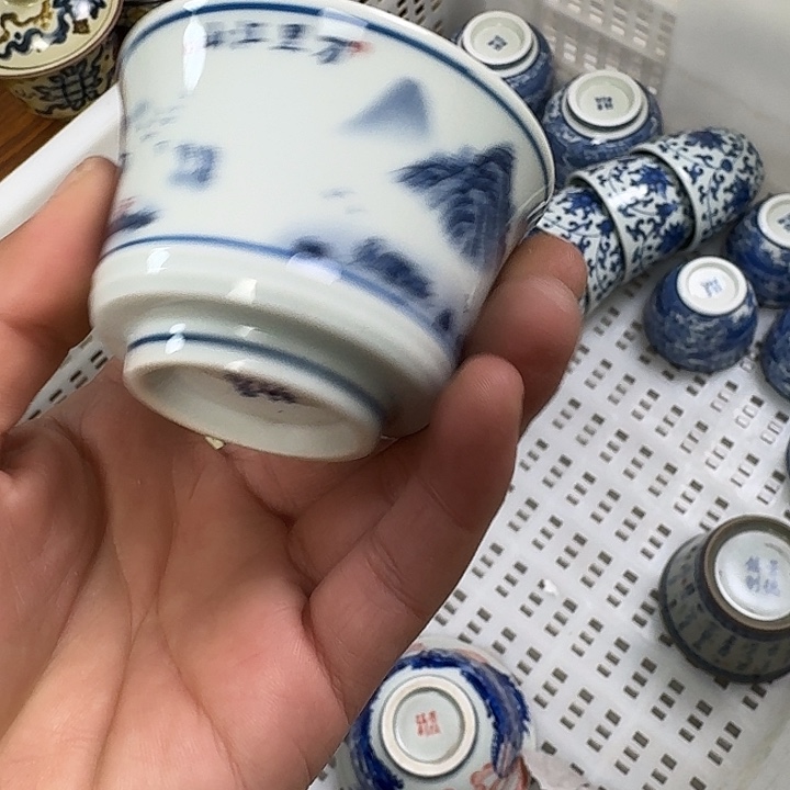 瓷片万里江山马蹄客杯