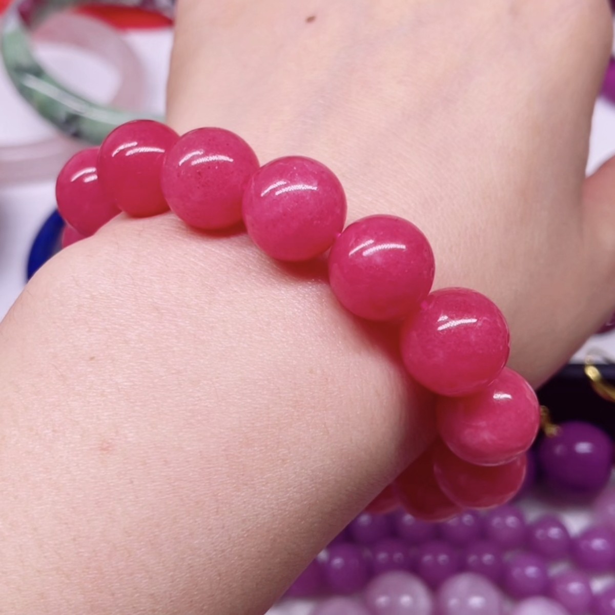 编号AAA—158玫红卡手串