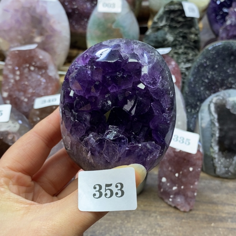 【闪购商品】未镶嵌大型摆件（非配饰）紫晶