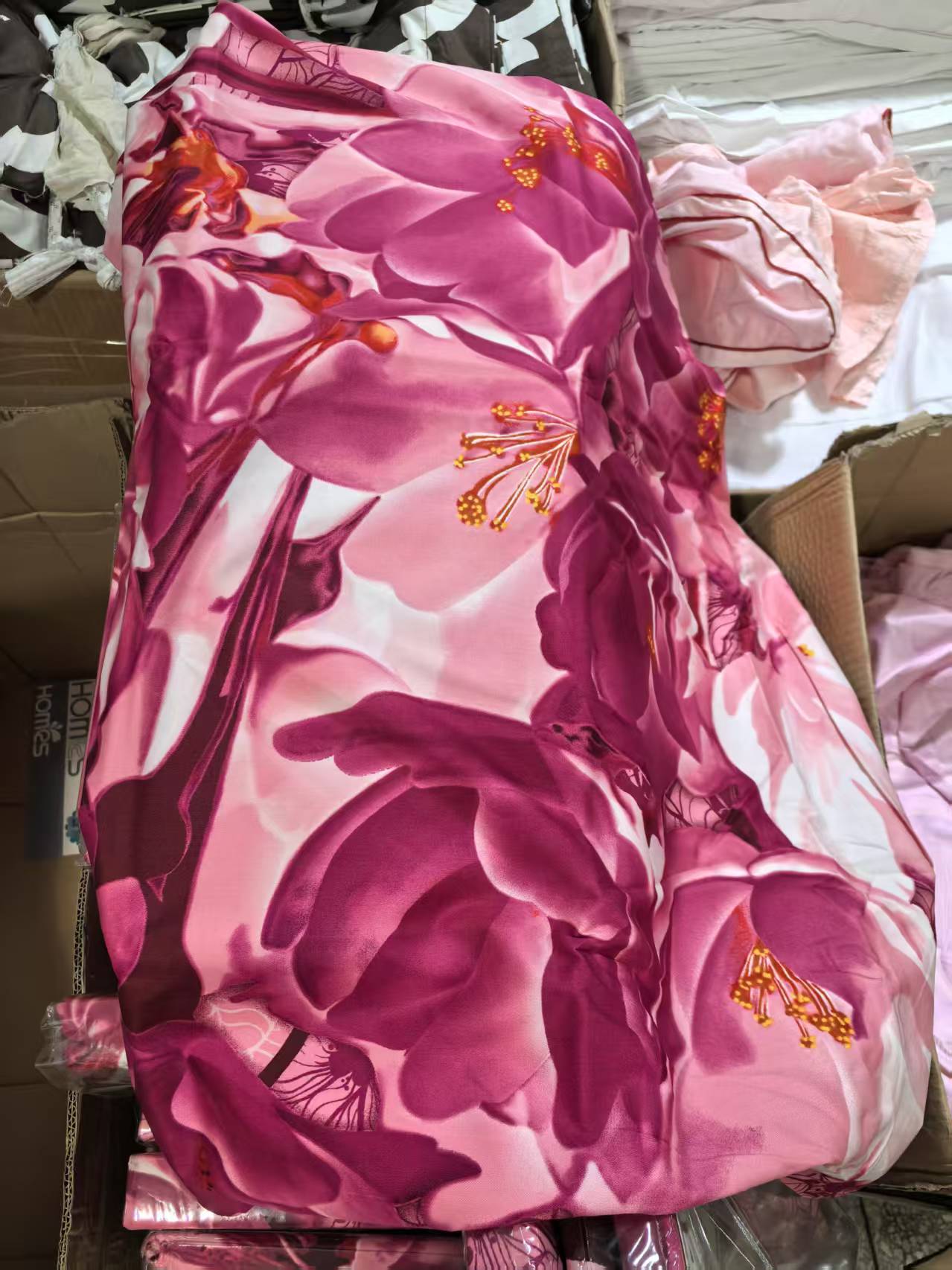 《厚广家》3楼160×210粉色花朵全棉被套发1张