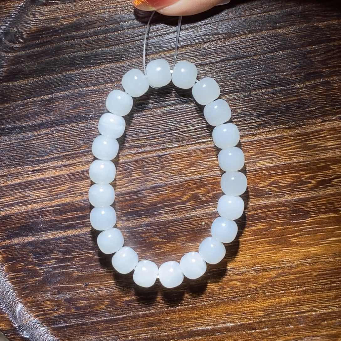 未镶嵌和田玉手链卡10老型微瑕