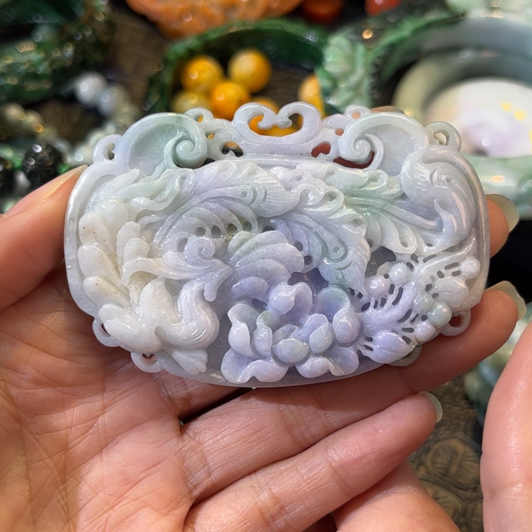翡翠未镶嵌颈饰待编款