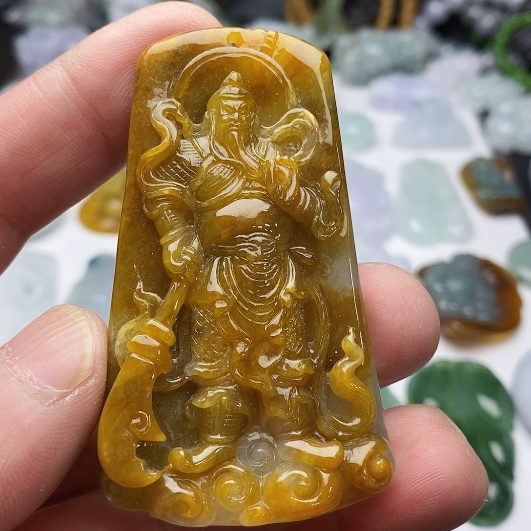 翡翠颈饰未镶嵌关二爷