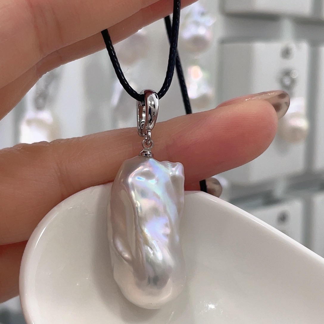 颈饰淡水珍珠未镶嵌