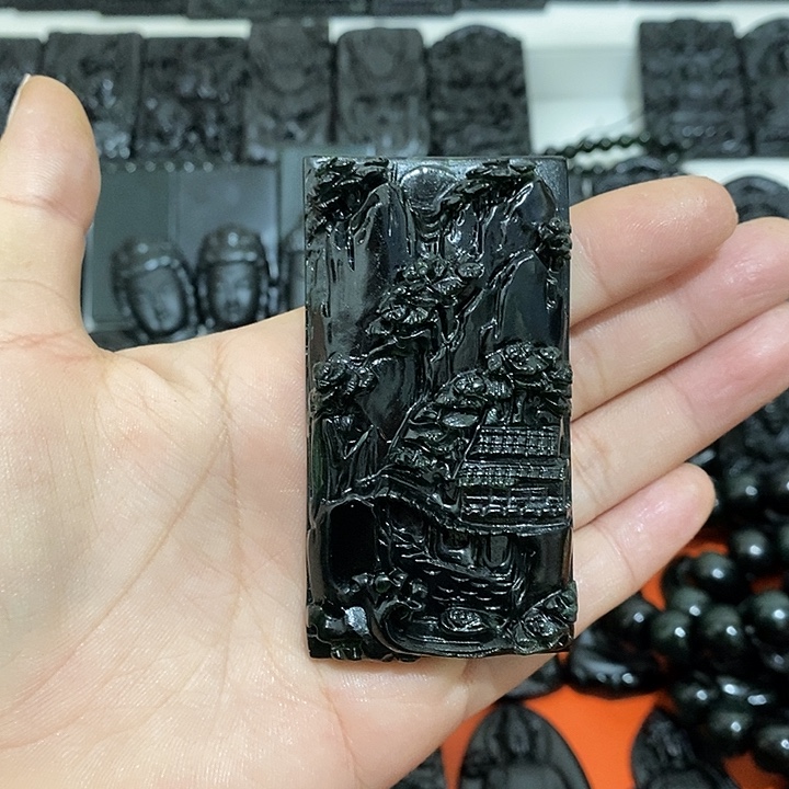 正***义蛇纹石玉未镶嵌颈饰