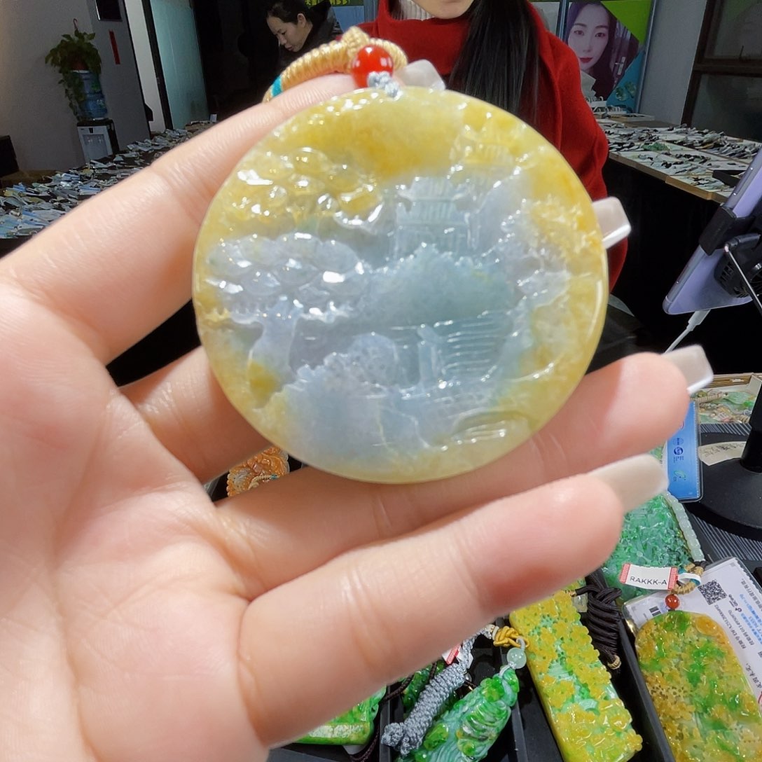 颈饰未镶嵌翡翠一