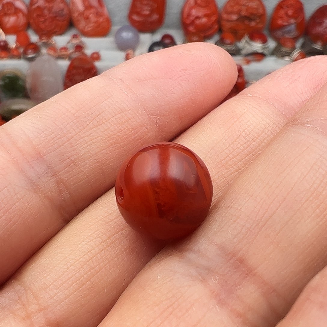 南红玛瑙珠子未镶嵌如**风