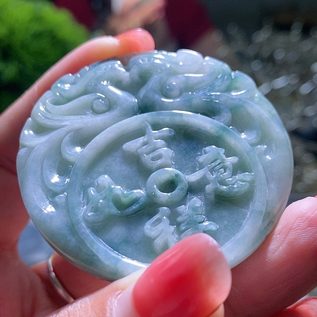 【闪购商品】翡翠未镶嵌颈饰龙凤