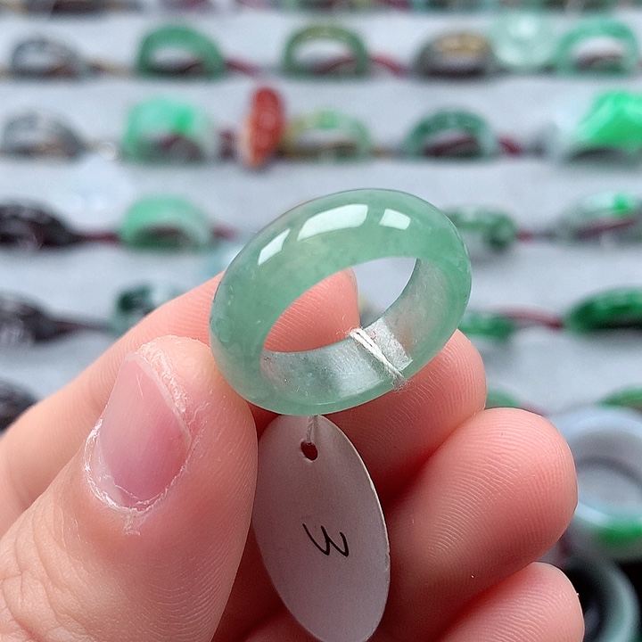 翡翠戒指未镶嵌14-15号