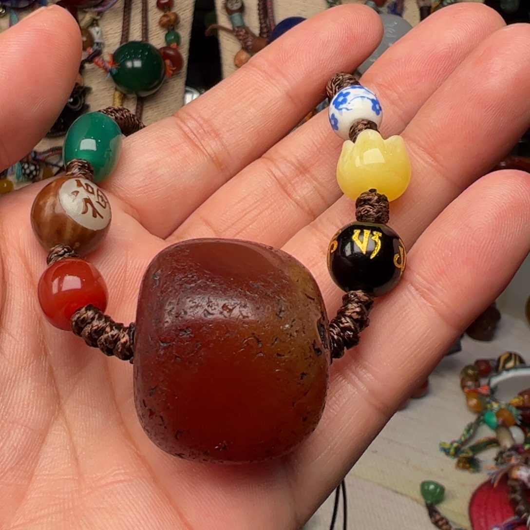 玛瑙/玉髓颈饰未镶嵌