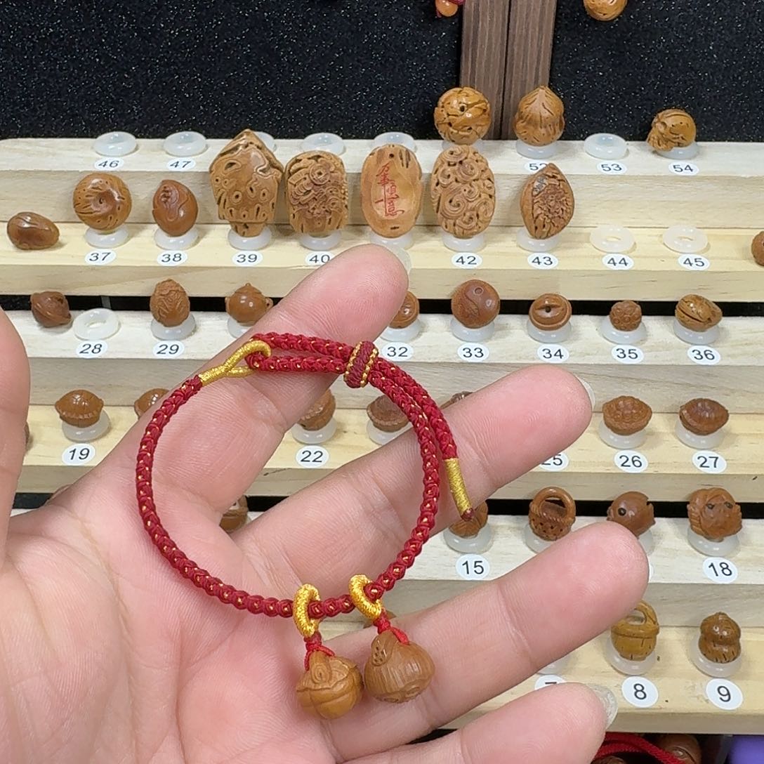 桃核吊坠柿子莲蓬核雕