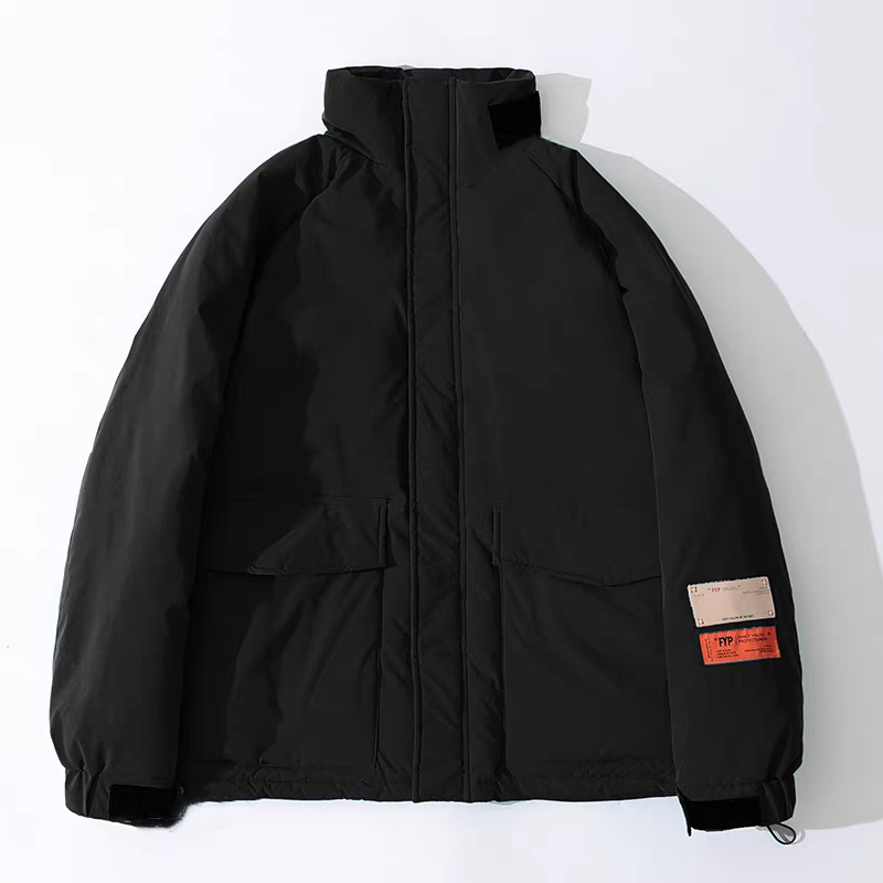 羽绒服清仓断码潮流冬季