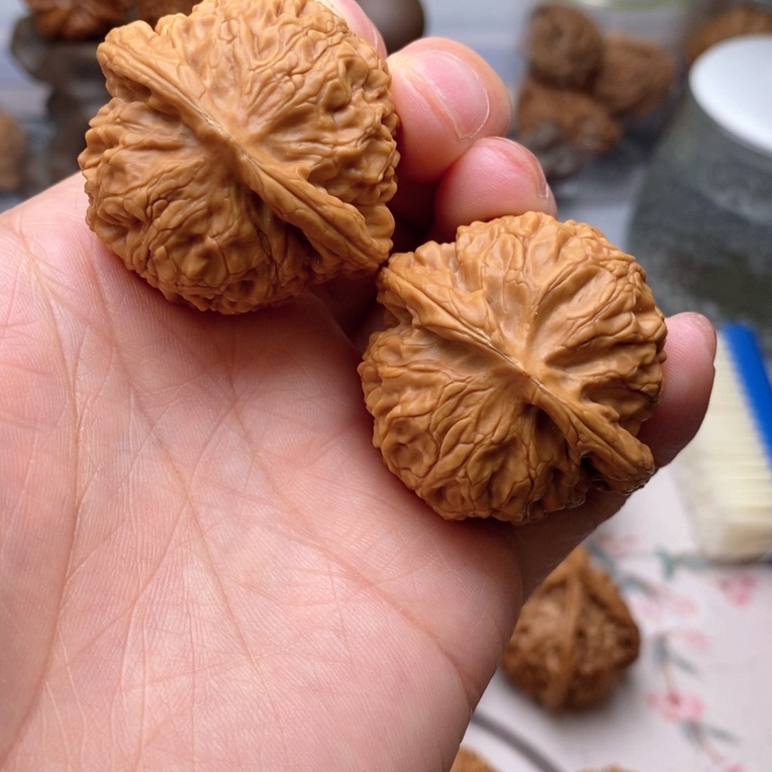 【闪购商品】文玩核桃把件宫灯40