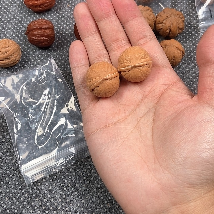 文玩核桃吊坠平底锅