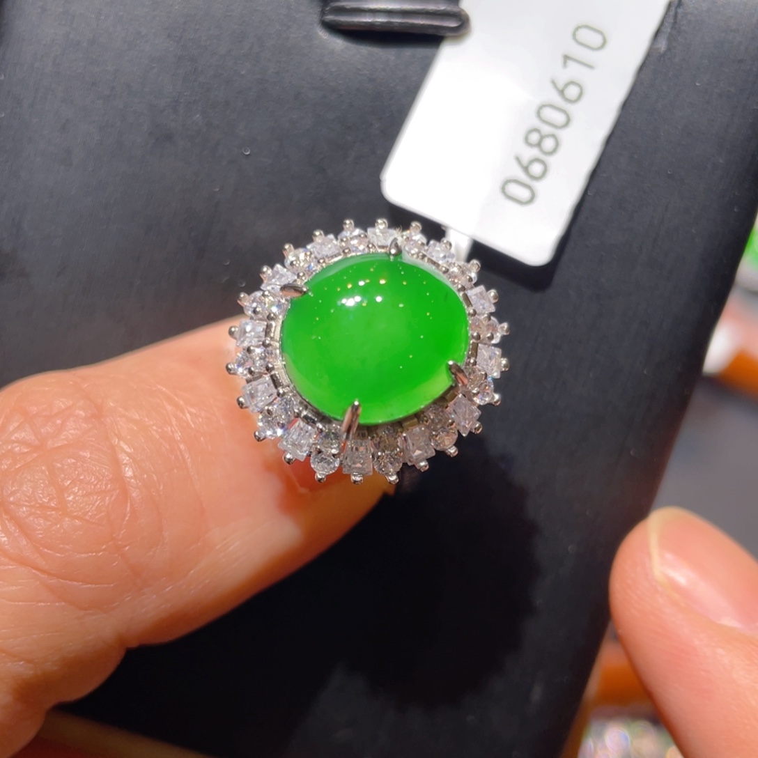 翡翠银S925镶嵌颈饰戒指