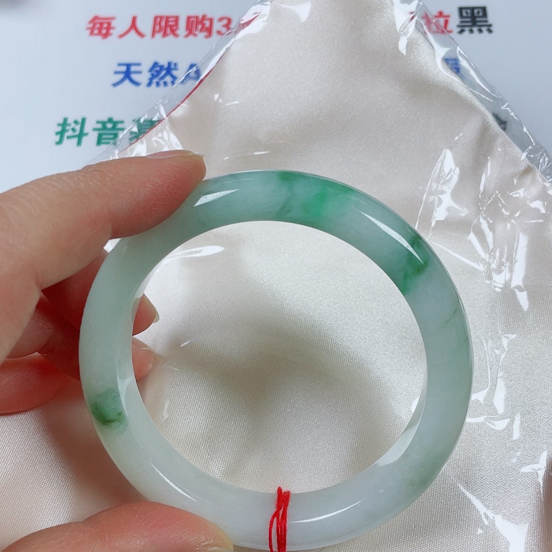 翡翠未镶嵌手镯天然翡翠手镯60