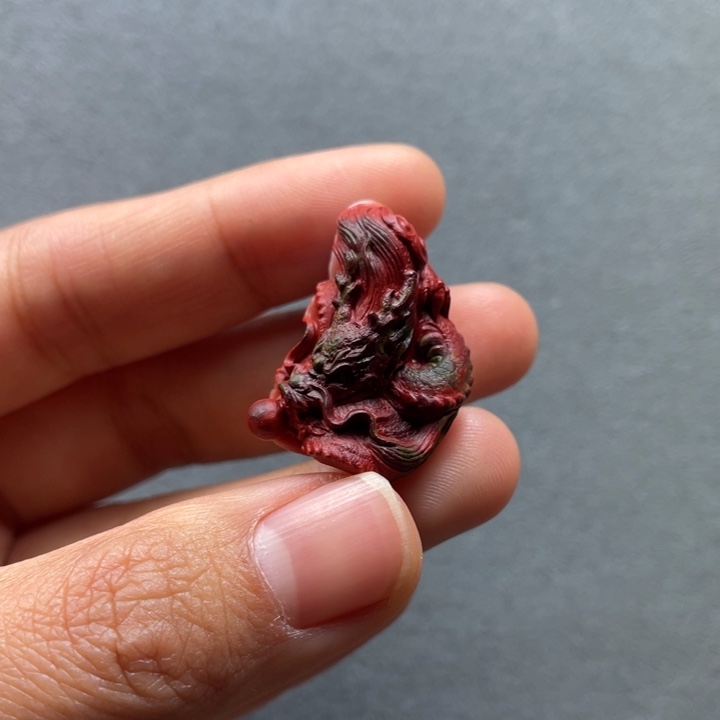 南红玛瑙配饰未镶嵌龙