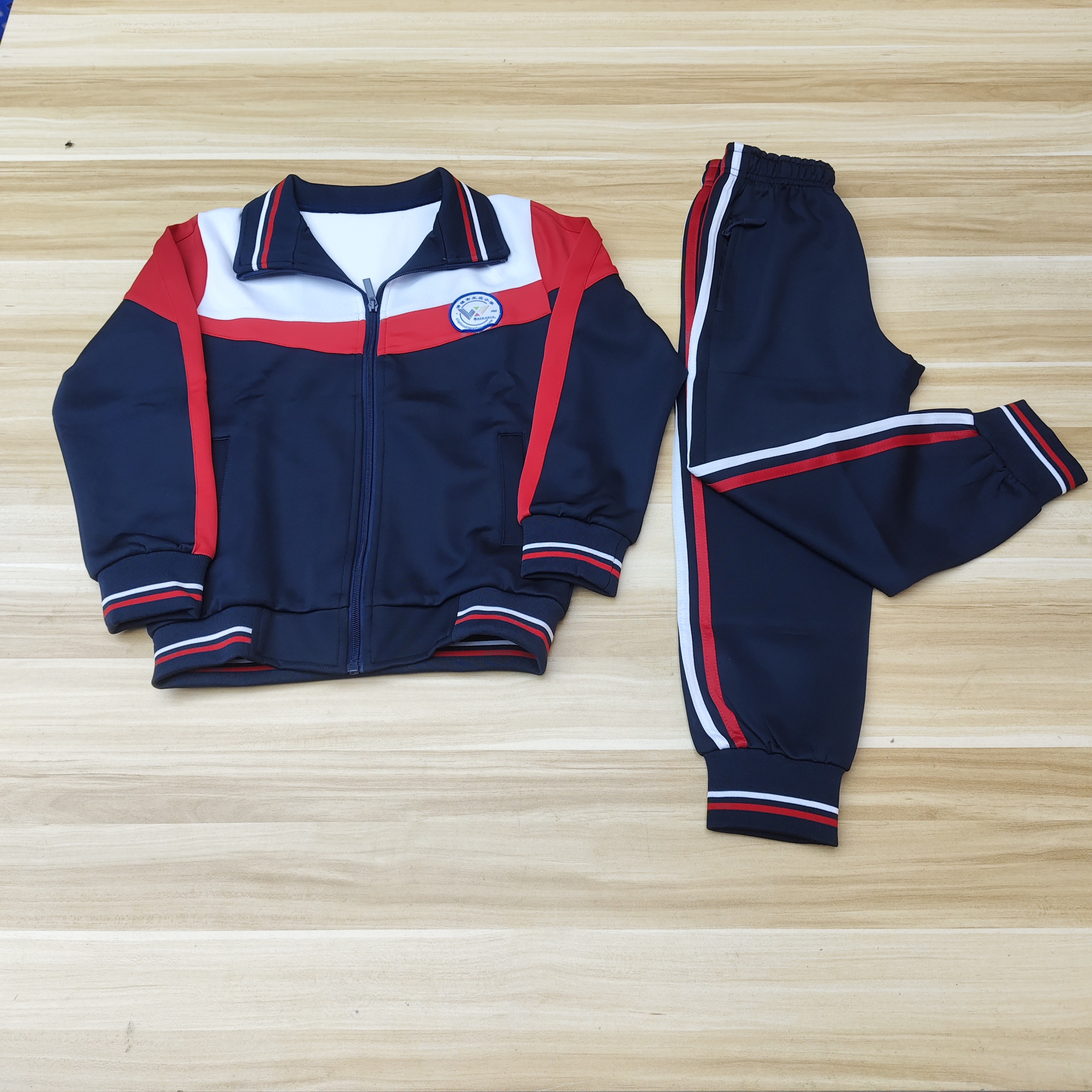 清镇王庄小学秋季套装，夏季短袖