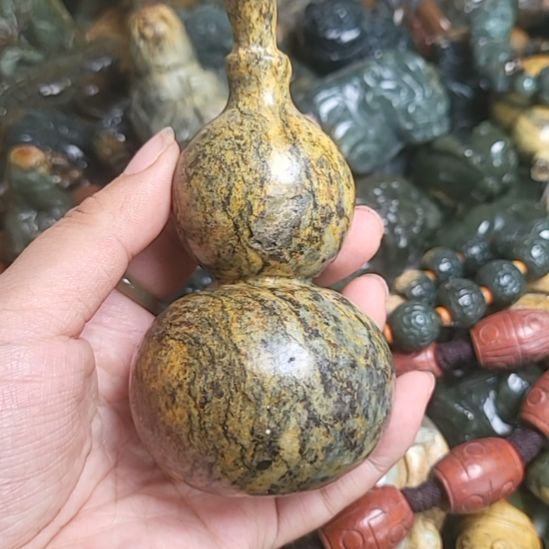 岫岩河磨玉（透闪石质玉）未镶嵌挂件