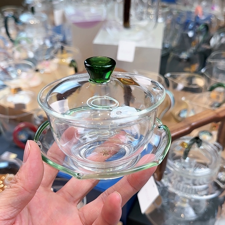 禾器湖绿色沁莲盖碗