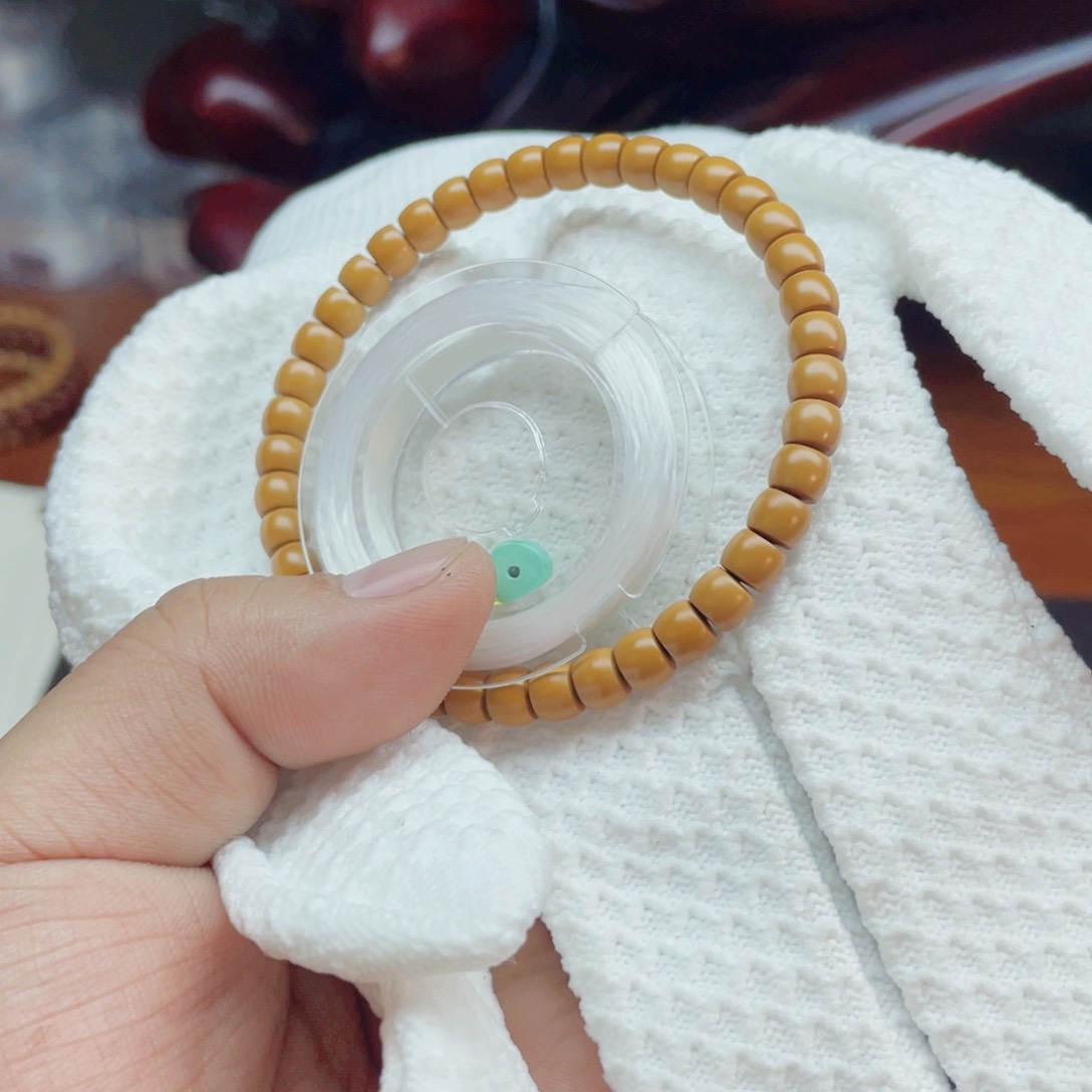 橄榄核吊坠0.6核尖手串