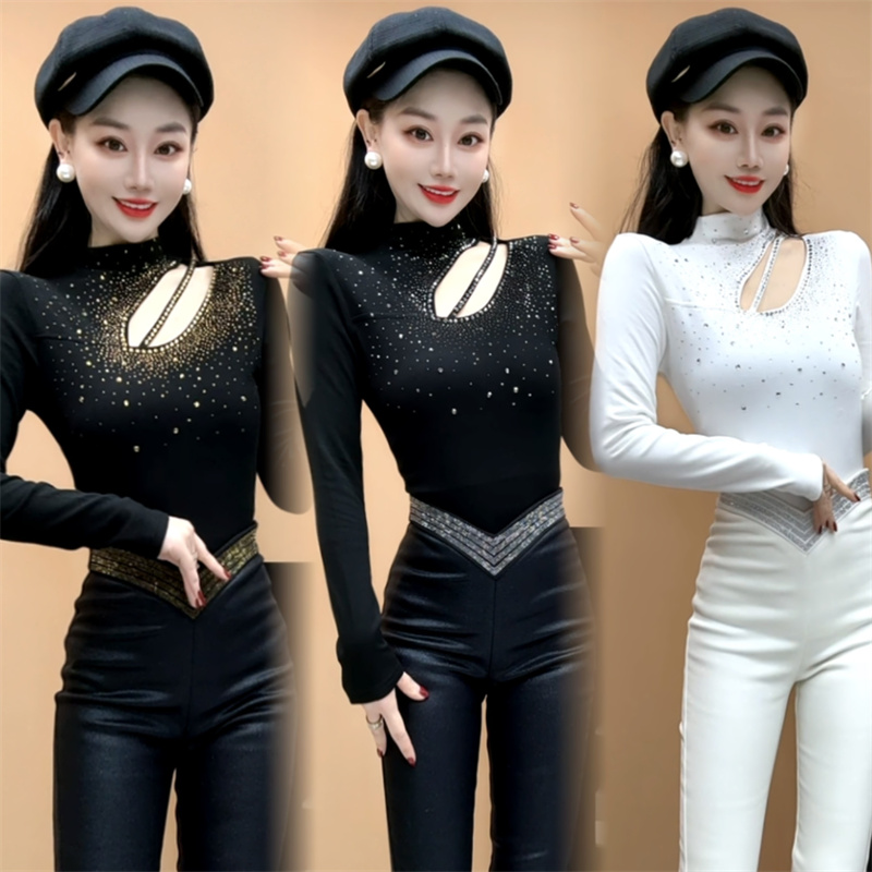 冬季时尚烫钻半高领加绒保暖修身显瘦打底衫上衣