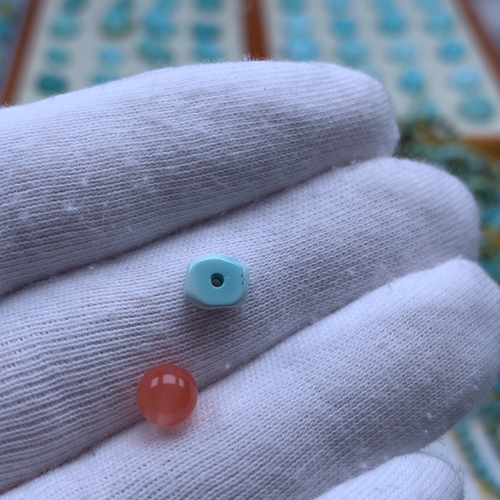 南红玛瑙未镶嵌珠宝奇石