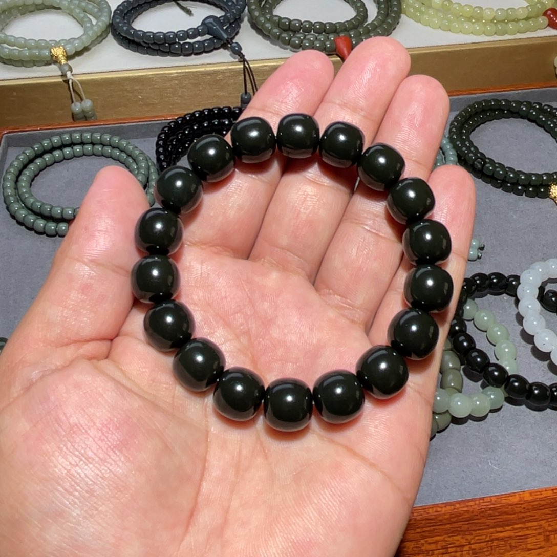 和田玉未镶嵌手链