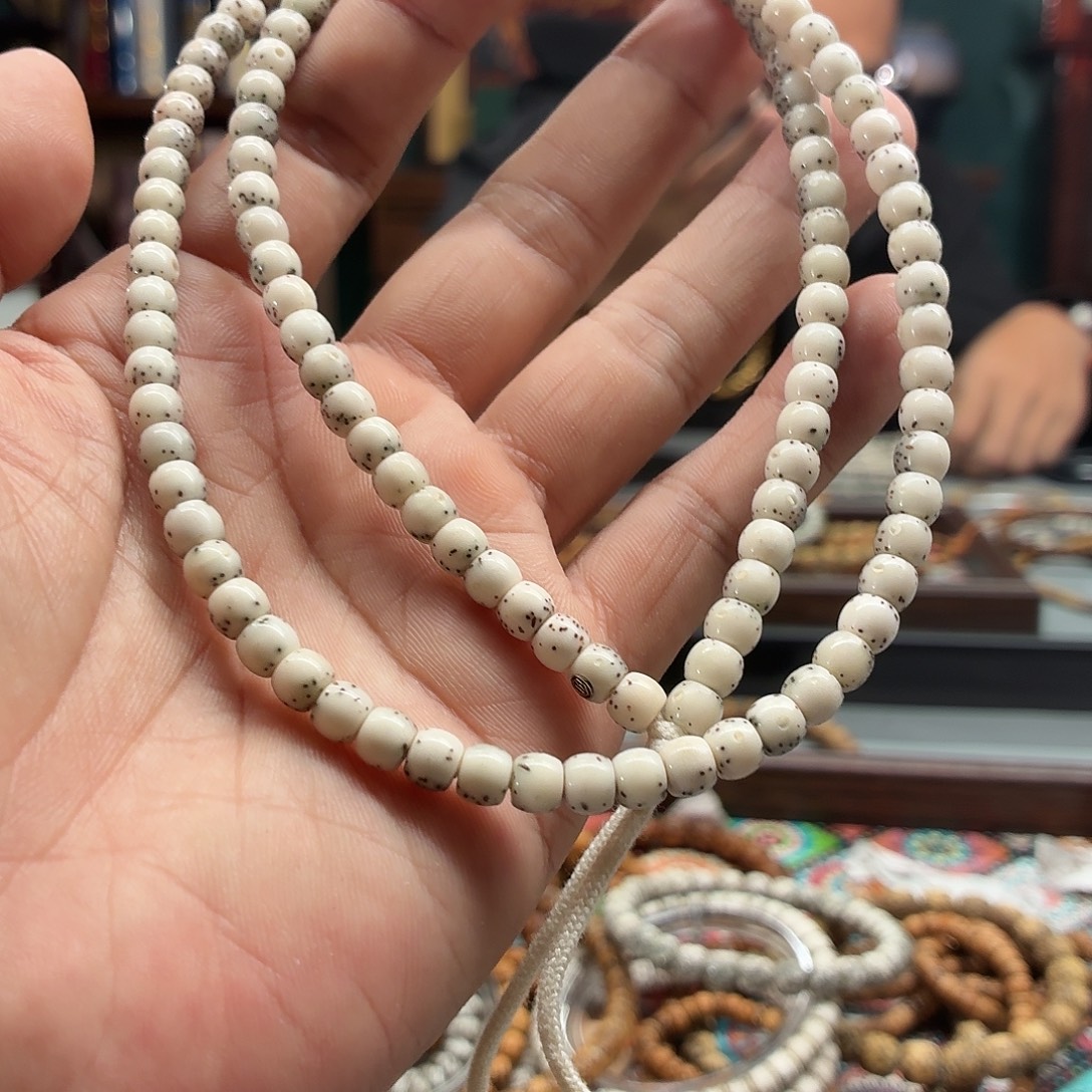 吊坠星月菩提o铂金系列直切108