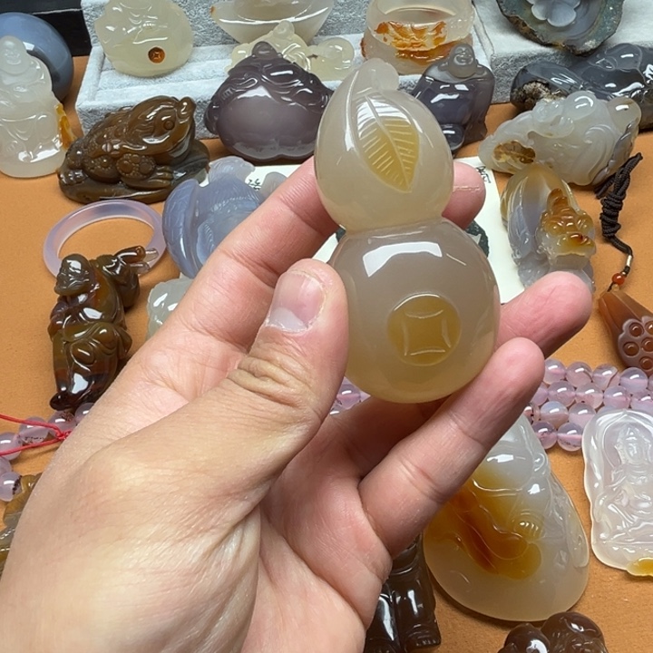 玛瑙/玉髓未镶嵌珠宝奇石