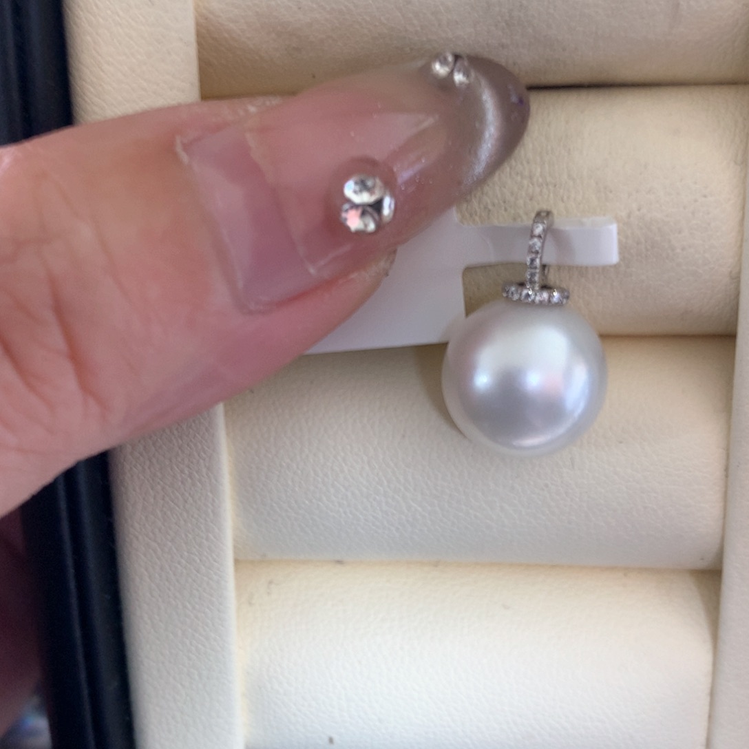 海水珍珠颈饰18K金镶嵌