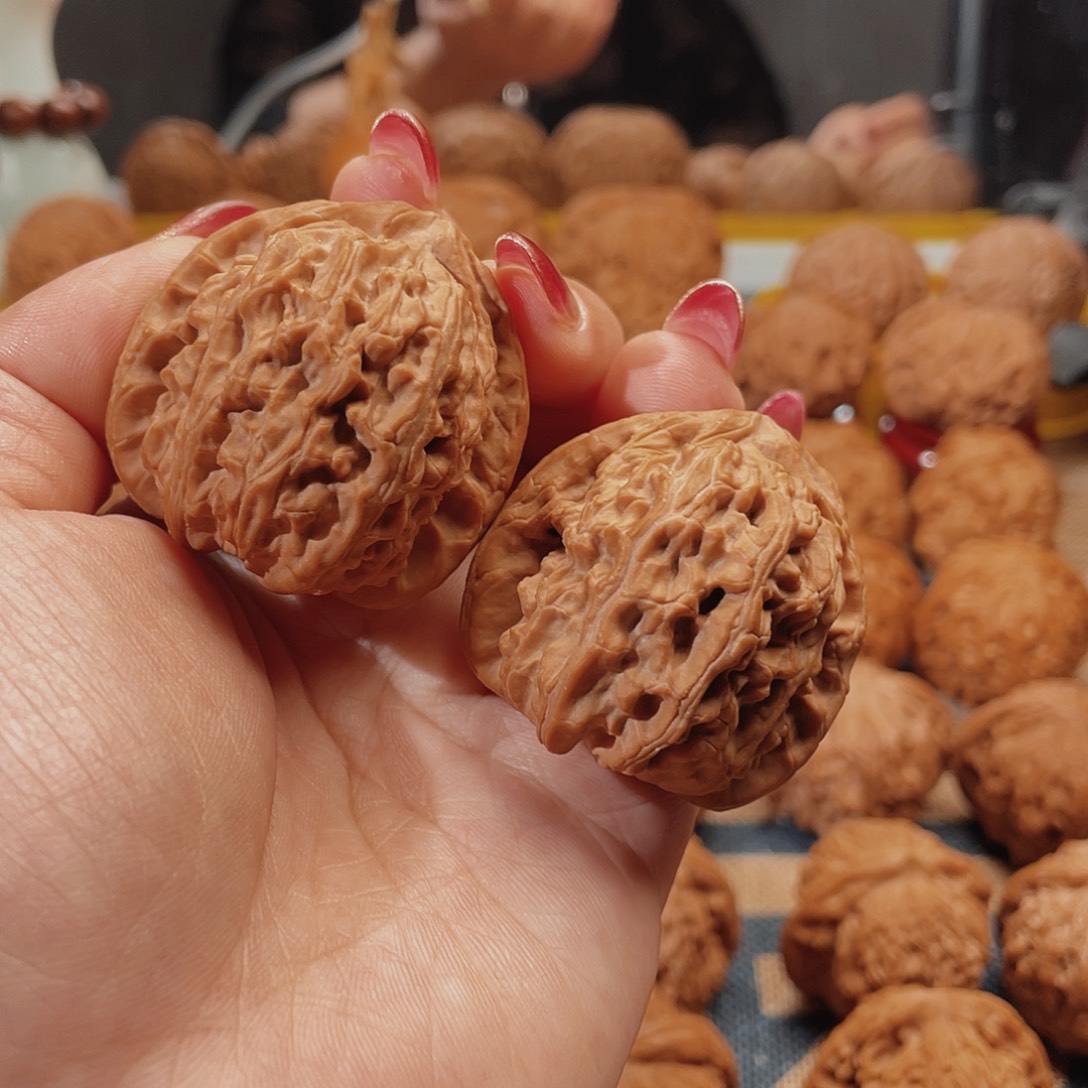 吊坠文玩核桃41三角白28