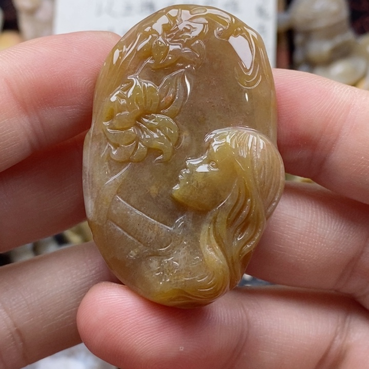 硅化珊瑚（珊瑚玉）颈饰未镶嵌