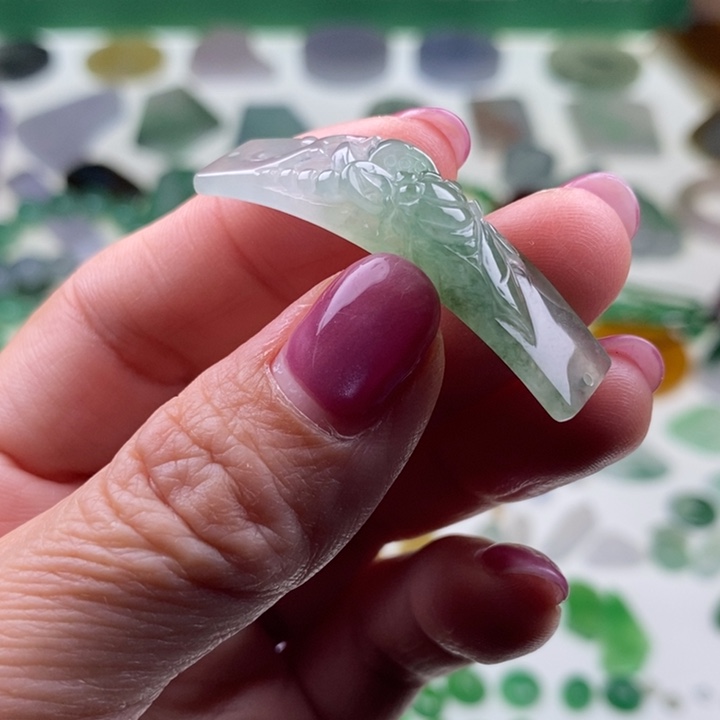 翡翠未镶嵌挂件天然翡翠