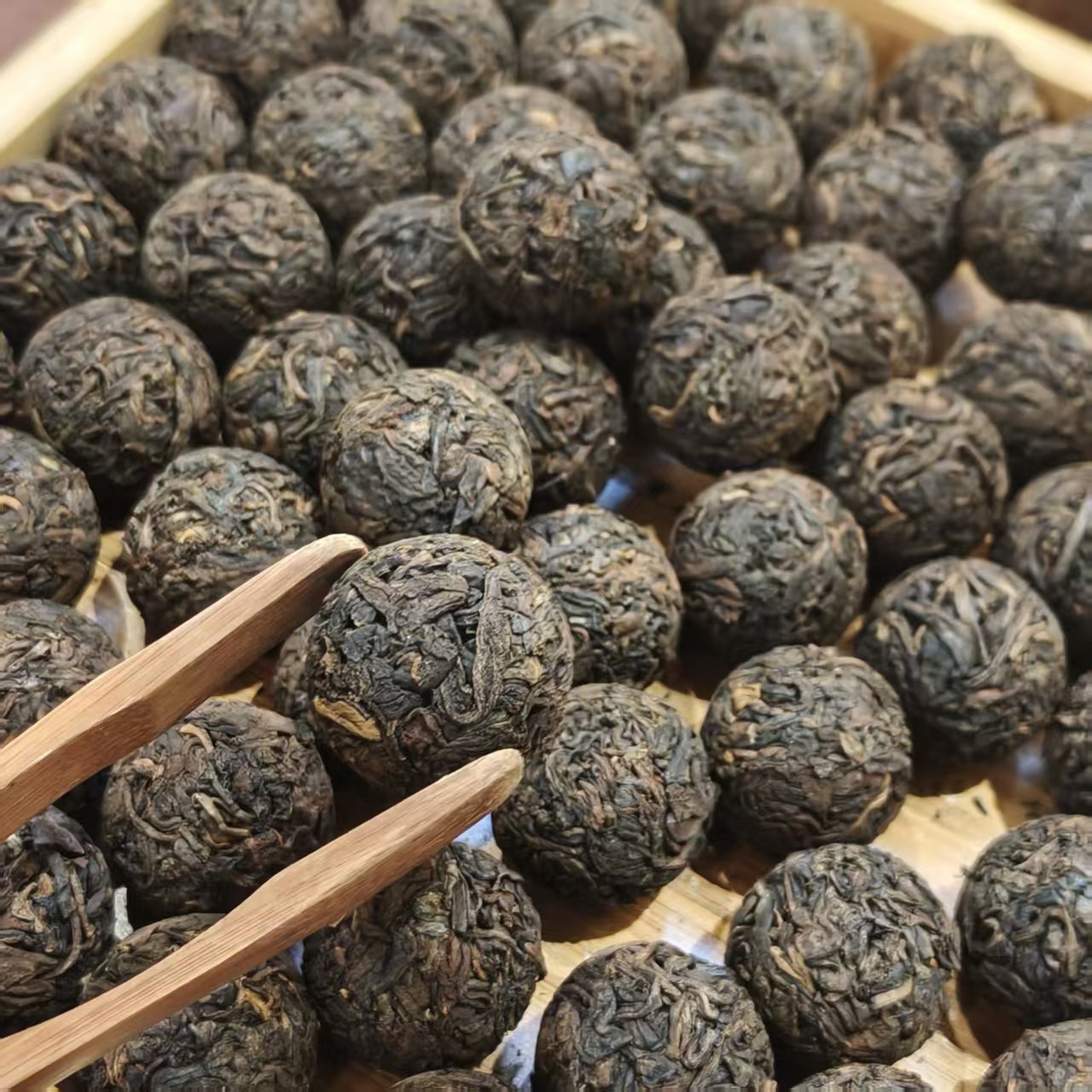 2016年福正源 布朗樟香烟野韵龙珠   普洱熟茶 250g