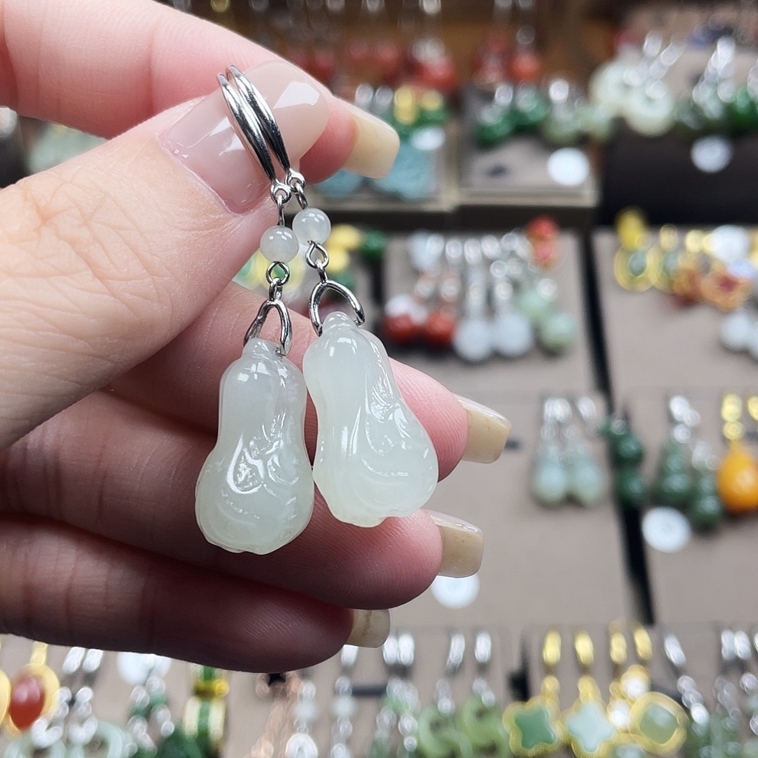 和田玉银S925镶嵌耳饰白菜