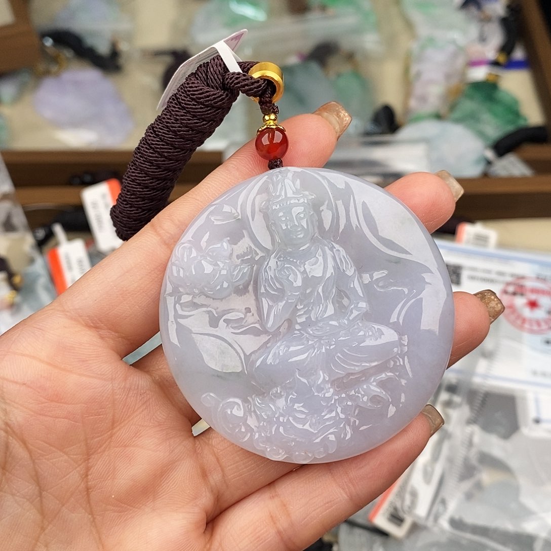 翡翠颈饰未镶嵌一