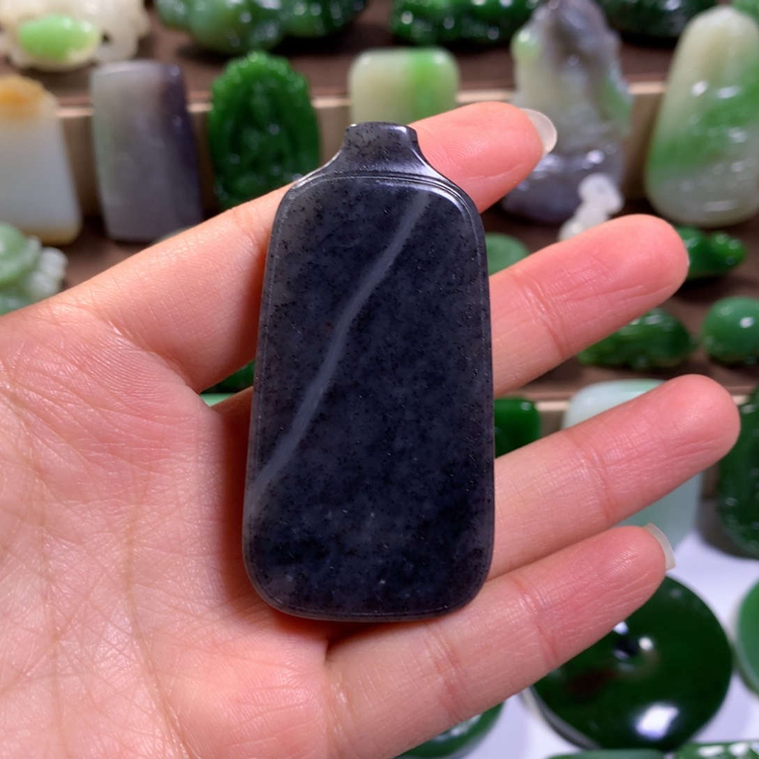 和田玉挂件未镶嵌