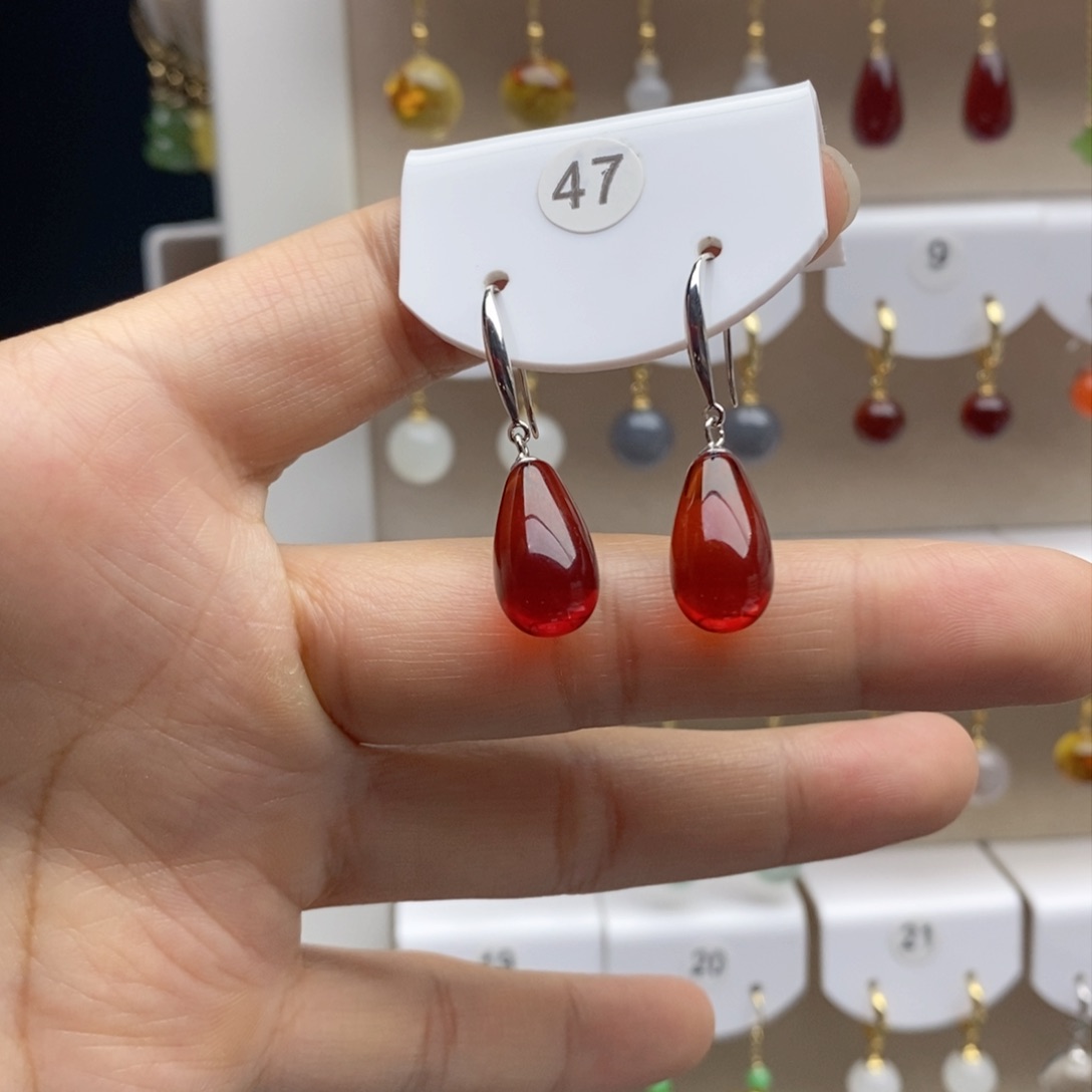 血珀银S925镶嵌耳饰