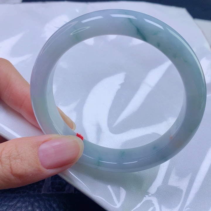 翡翠未镶嵌手镯57圈口