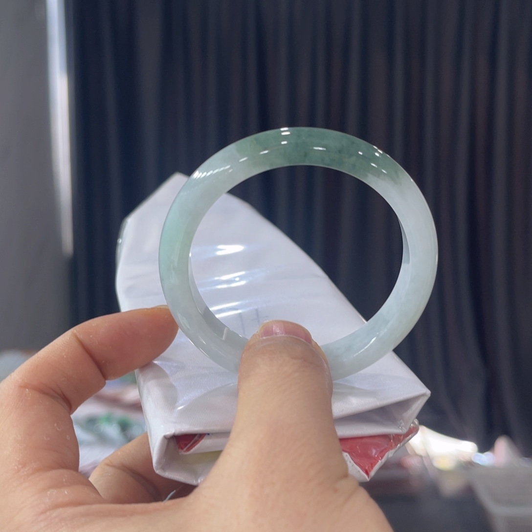 翡翠手镯未镶嵌纯天然缅甸翡翠A货买断