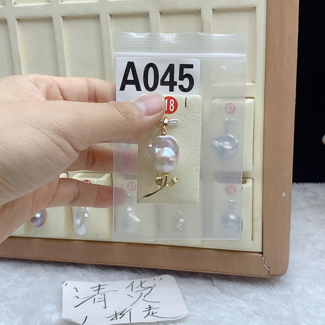 银S925镶嵌淡水珍珠颈饰