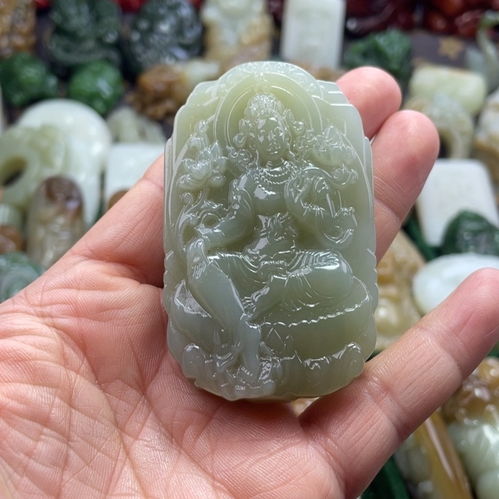 和田玉（糖玉）未镶嵌颈饰