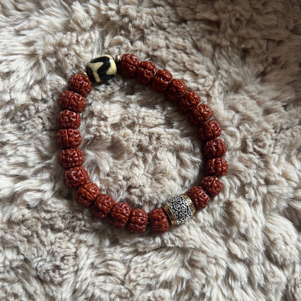 10mm印尼小金刚包浆玉化手串