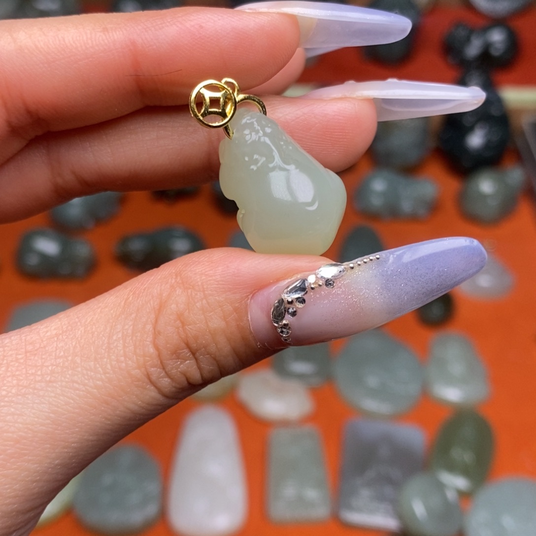 和田玉颈饰未镶嵌穿绳需备注